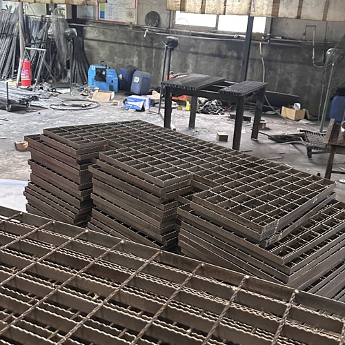 鋼格柵板怎么選才不踩坑？這幾點必須知道