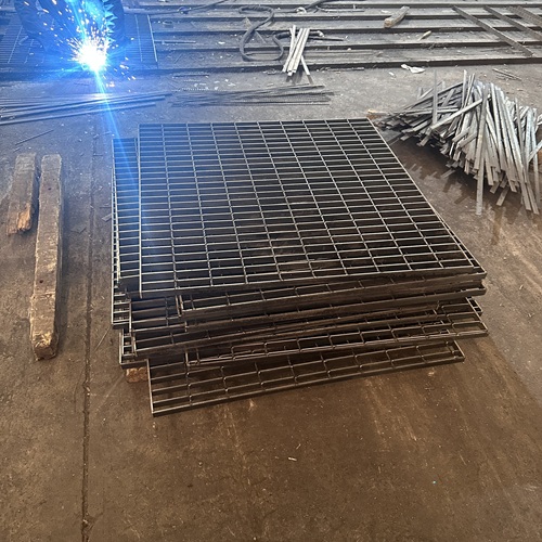 鋼格柵板的型號分類全解析，別再選錯了